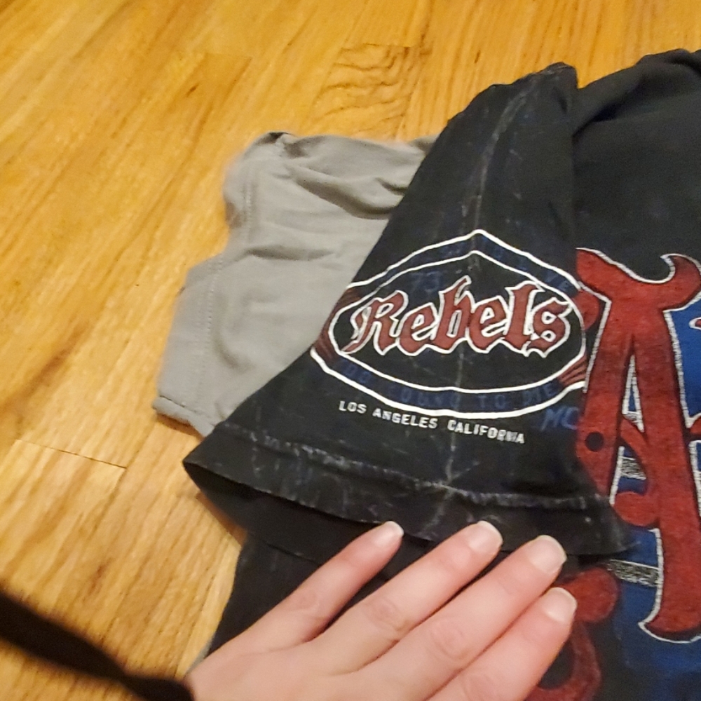 Assorted men's tees - Picture 5 of 8